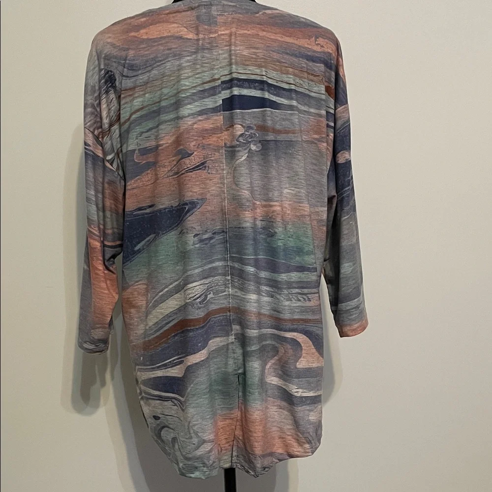 CJ Banks Women's Multicolor Abstract Top - Picture 5 of 8